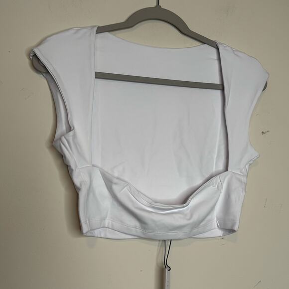 Susana Monaco Short Sleeve Open Back Crop Top in White NWT Size Large - Picture 4 of 8